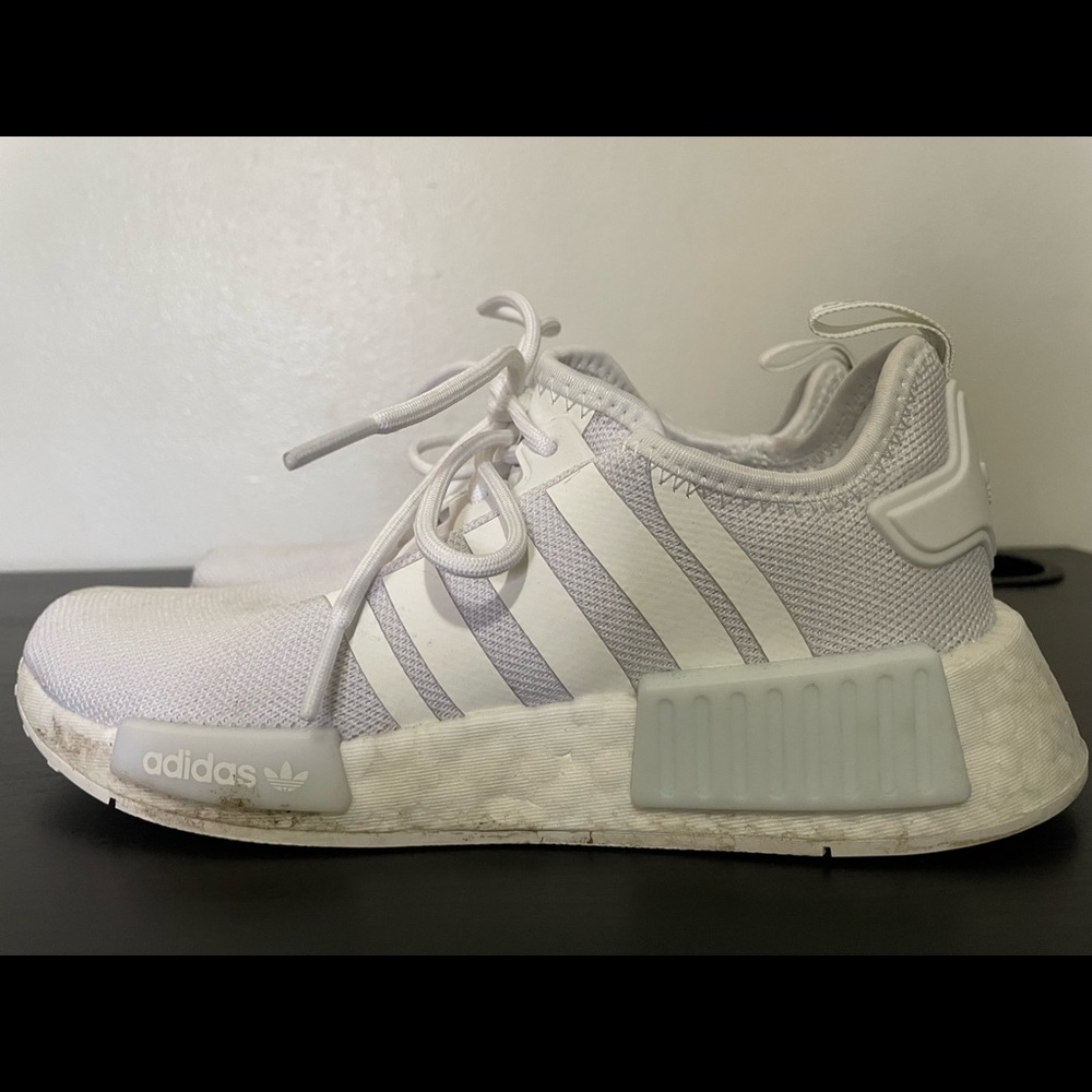 White adidas womens shoes only worn once.